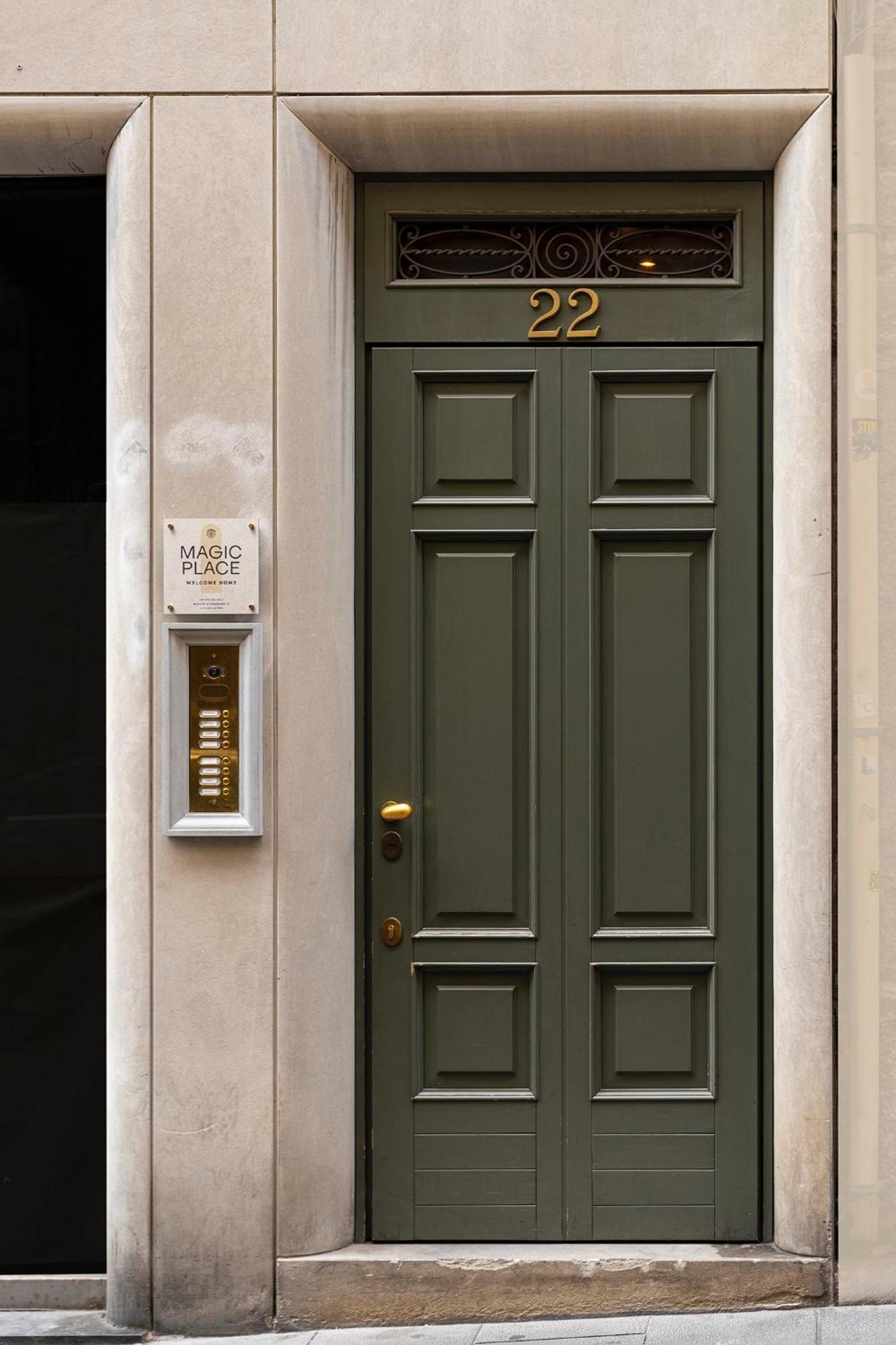 Magic Place Bergamo! Classy Apartment In The Heart Of The City Exterior foto